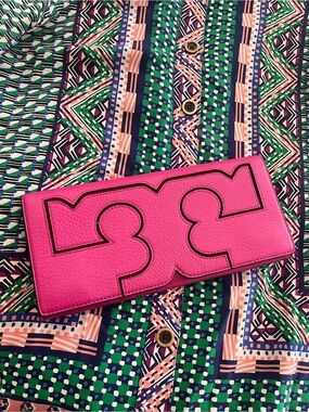 Tory Burch Hot Pink Women's Leather Clutch - Statement Evening Bag